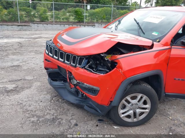 Photo 5 VIN: 3C4NJDAB3JT131485 - JEEP COMPASS 