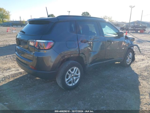 Photo 3 VIN: 3C4NJDAB3JT213426 - JEEP COMPASS 