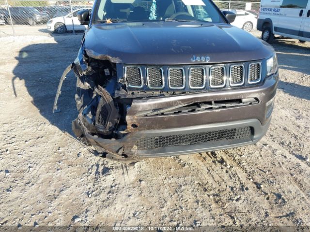 Photo 5 VIN: 3C4NJDAB3JT213426 - JEEP COMPASS 