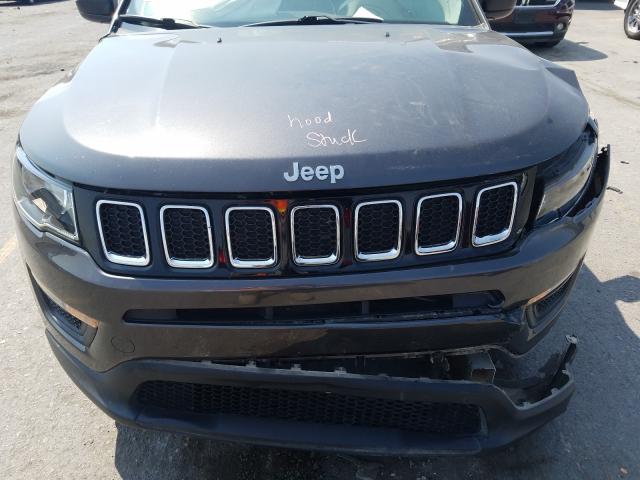 Photo 6 VIN: 3C4NJDAB3JT258852 - JEEP COMPASS 