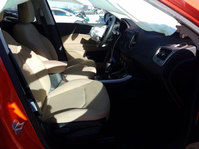 Photo 4 VIN: 3C4NJDAB3JT314112 - JEEP COMPASS 