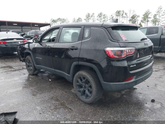 Photo 2 VIN: 3C4NJDAB4JT234933 - JEEP COMPASS 