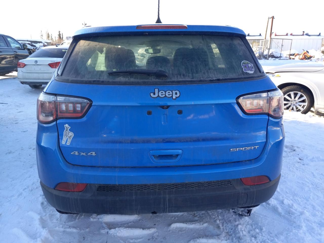 Photo 5 VIN: 3C4NJDAB4KT682848 - JEEP COMPASS 