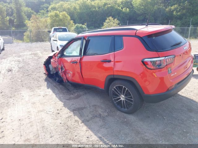 Photo 2 VIN: 3C4NJDAB6JT144442 - JEEP COMPASS 