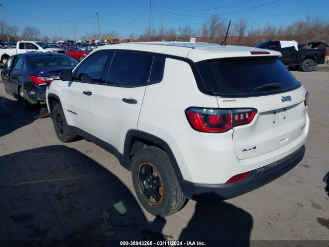 Photo 2 VIN: 3C4NJDAB6JT179627 - JEEP COMPASS 