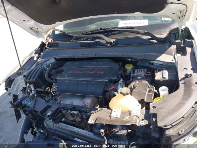 Photo 9 VIN: 3C4NJDAB6JT179627 - JEEP COMPASS 