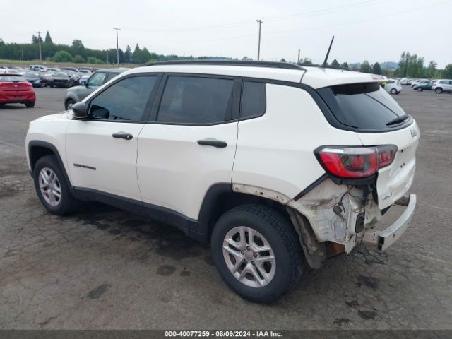 Photo 2 VIN: 3C4NJDAB7JT126922 - JEEP COMPASS 