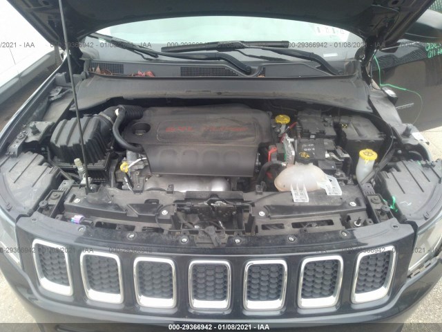 Photo 9 VIN: 3C4NJDAB7JT272852 - JEEP COMPASS 