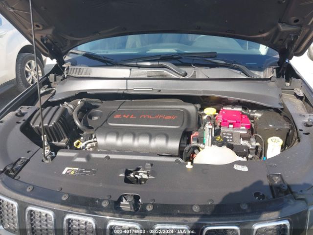 Photo 9 VIN: 3C4NJDAB9MT589519 - JEEP COMPASS 