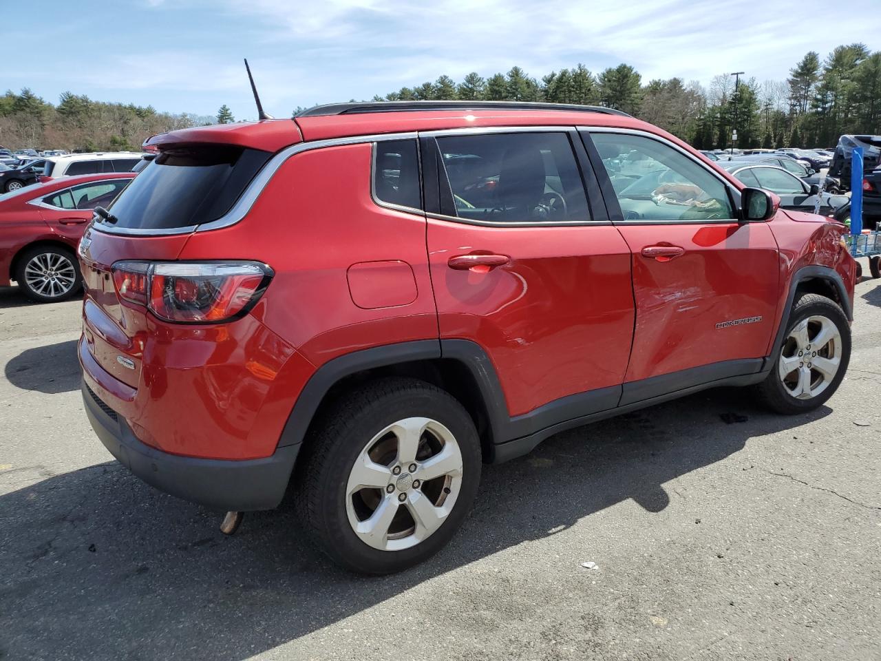 Photo 2 VIN: 3C4NJDBB0HT692624 - JEEP COMPASS 