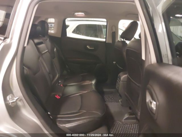 Photo 7 VIN: 3C4NJDBB0JT256913 - JEEP COMPASS 