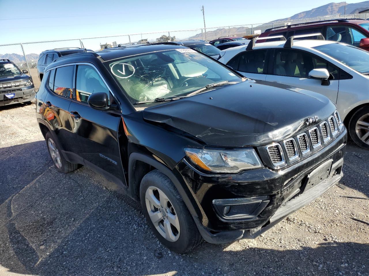 Photo 1 VIN: 3C4NJDBB0JT330833 - JEEP COMPASS 