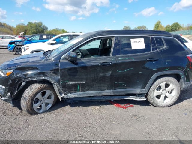 Photo 5 VIN: 3C4NJDBB0JT393060 - JEEP COMPASS 