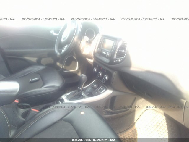 Photo 4 VIN: 3C4NJDBB0JT435131 - JEEP COMPASS 