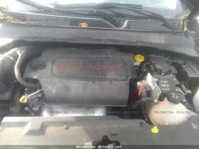 Photo 9 VIN: 3C4NJDBB0JT435131 - JEEP COMPASS 