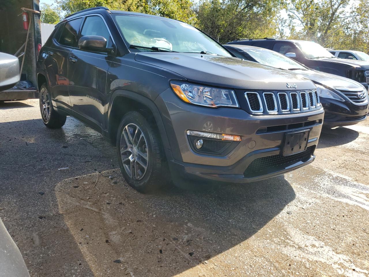 Photo 3 VIN: 3C4NJDBB0KT755227 - JEEP COMPASS 