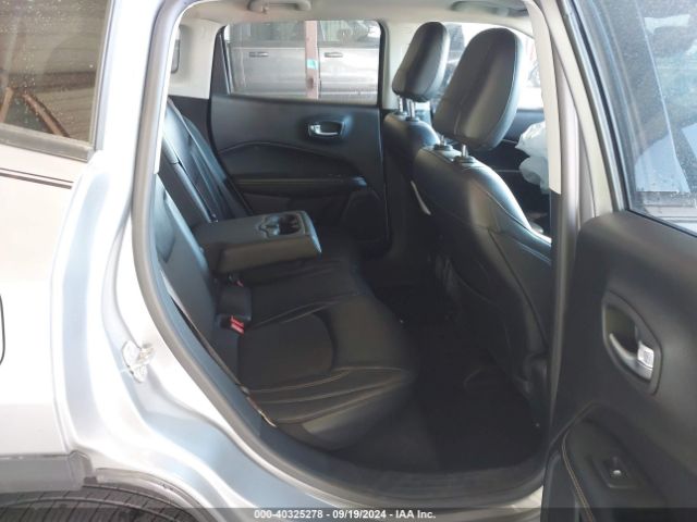 Photo 7 VIN: 3C4NJDBB1HT639835 - JEEP COMPASS 