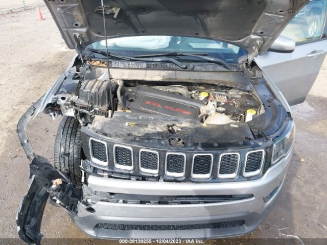 Photo 9 VIN: 3C4NJDBB1JT150633 - JEEP COMPASS 