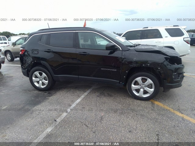 Photo 5 VIN: 3C4NJDBB1JT200107 - JEEP COMPASS 