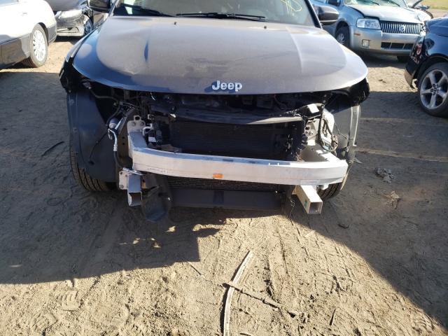 Photo 8 VIN: 3C4NJDBB1JT270397 - JEEP COMPASS 