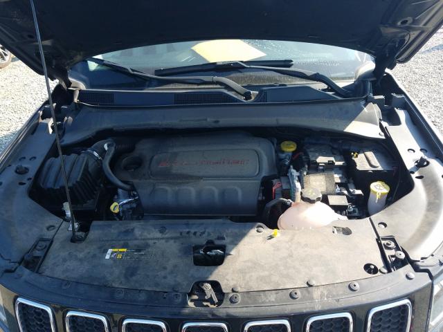 Photo 6 VIN: 3C4NJDBB1JT314267 - JEEP COMPASS LA 