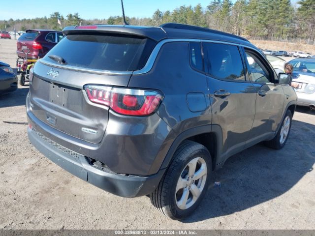 Photo 3 VIN: 3C4NJDBB1JT350492 - JEEP COMPASS 