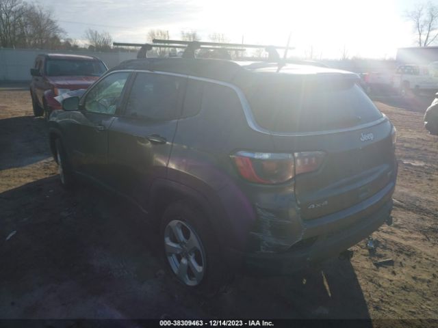 Photo 2 VIN: 3C4NJDBB1JT366093 - JEEP COMPASS 