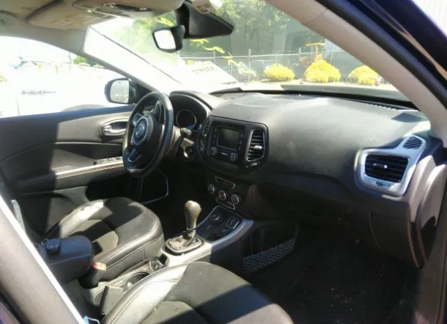 Photo 4 VIN: 3C4NJDBB1JT400677 - JEEP COMPASS 