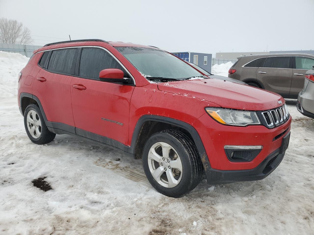 Photo 3 VIN: 3C4NJDBB1JT415390 - JEEP COMPASS 