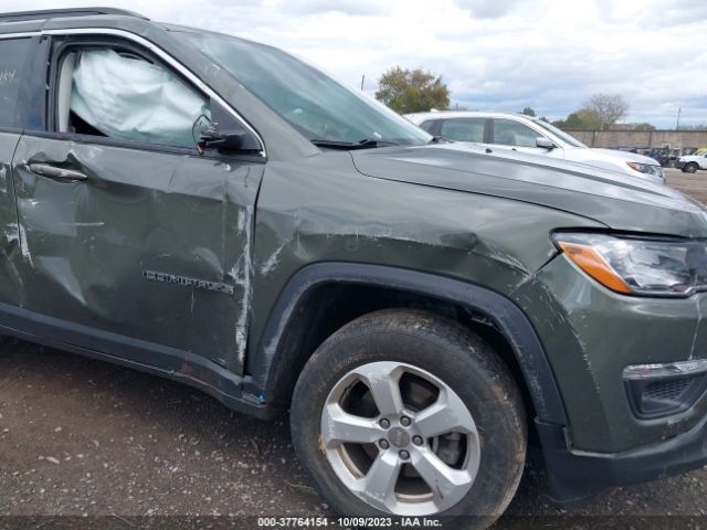 Photo 5 VIN: 3C4NJDBB1JT484662 - JEEP COMPASS 