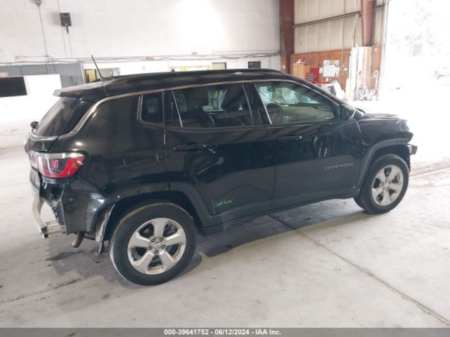 Photo 3 VIN: 3C4NJDBB1KT595729 - JEEP COMPASS 