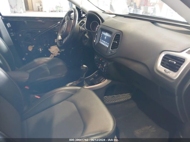 Photo 4 VIN: 3C4NJDBB1KT595729 - JEEP COMPASS 