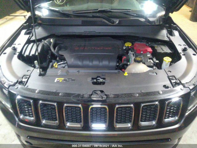 Photo 9 VIN: 3C4NJDBB1KT597352 - JEEP COMPASS 