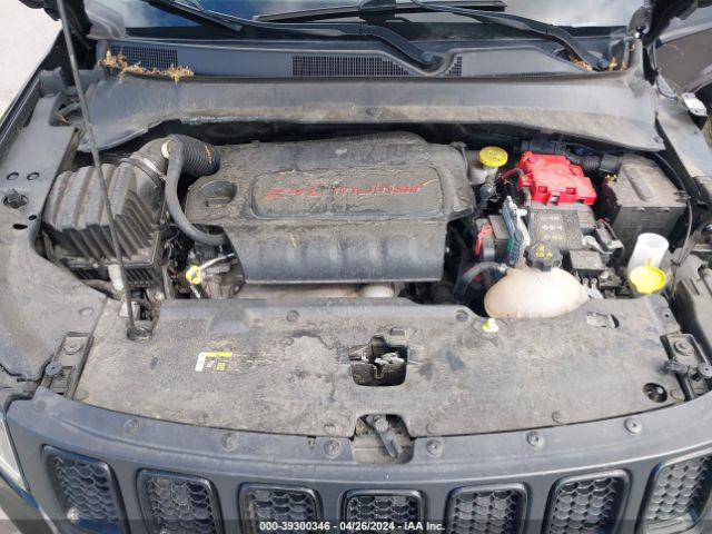 Photo 9 VIN: 3C4NJDBB1KT662023 - JEEP COMPASS 