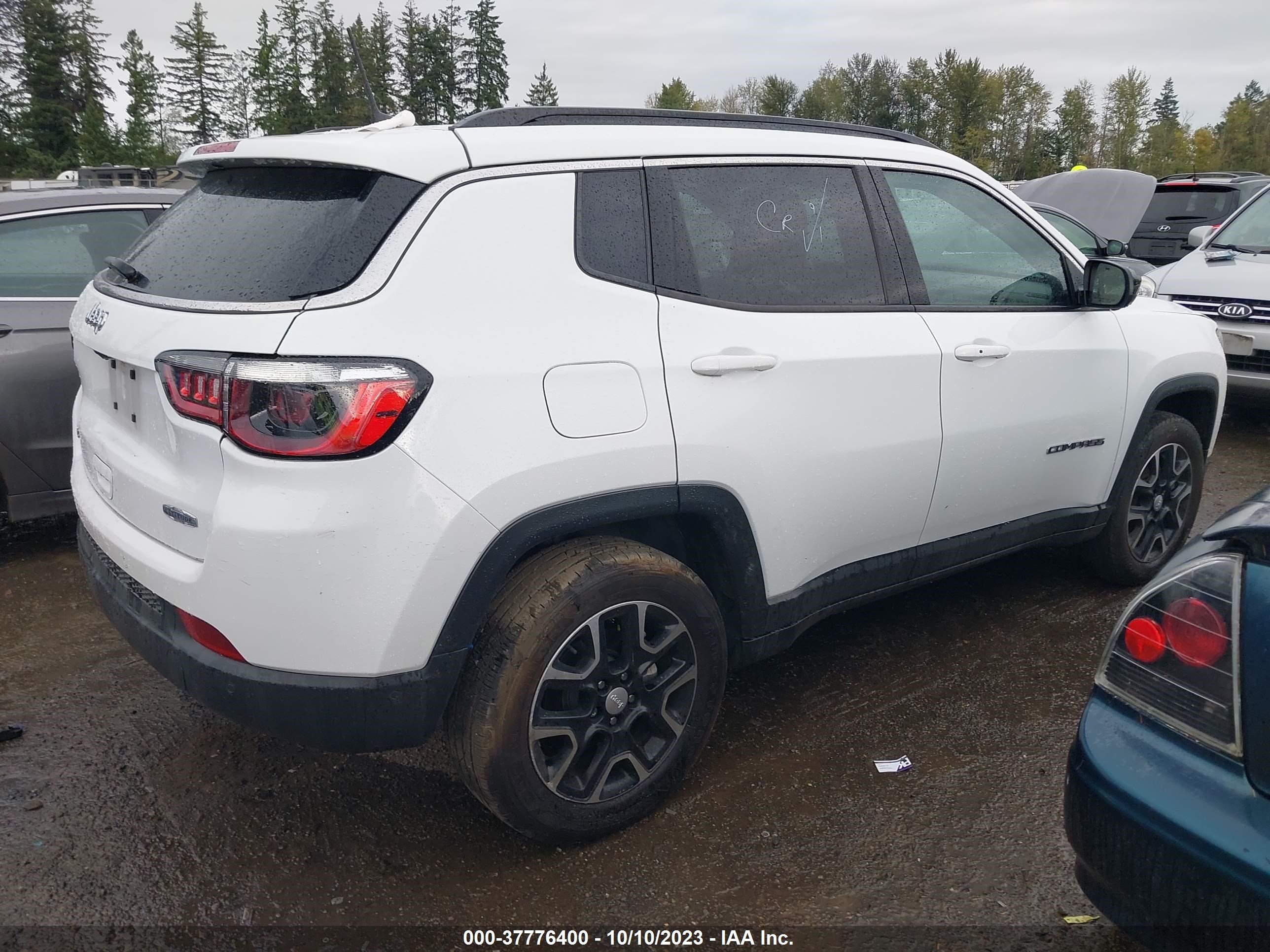 Photo 3 VIN: 3C4NJDBB1NT103141 - JEEP COMPASS 