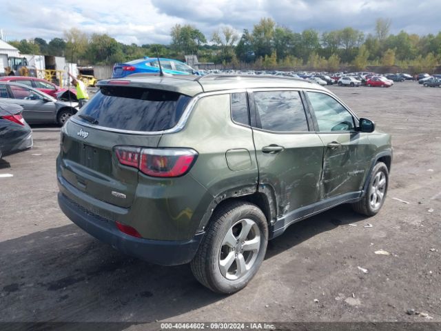 Photo 3 VIN: 3C4NJDBB2JT113963 - JEEP COMPASS 