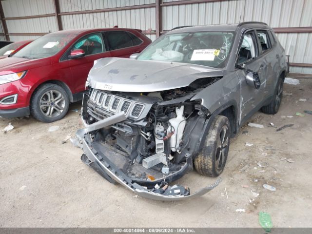 Photo 5 VIN: 3C4NJDBB2JT135879 - JEEP COMPASS 