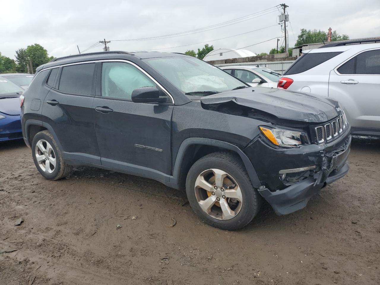 Photo 3 VIN: 3C4NJDBB2JT175590 - JEEP COMPASS 