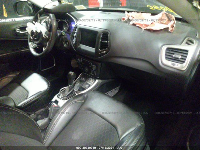 Photo 4 VIN: 3C4NJDBB2JT480376 - JEEP COMPASS 