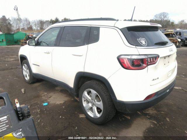 Photo 2 VIN: 3C4NJDBB2KT593861 - JEEP COMPASS 