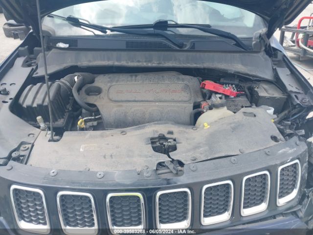 Photo 9 VIN: 3C4NJDBB2KT652939 - JEEP COMPASS 