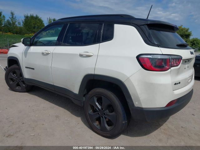 Photo 2 VIN: 3C4NJDBB2KT682832 - JEEP COMPASS 