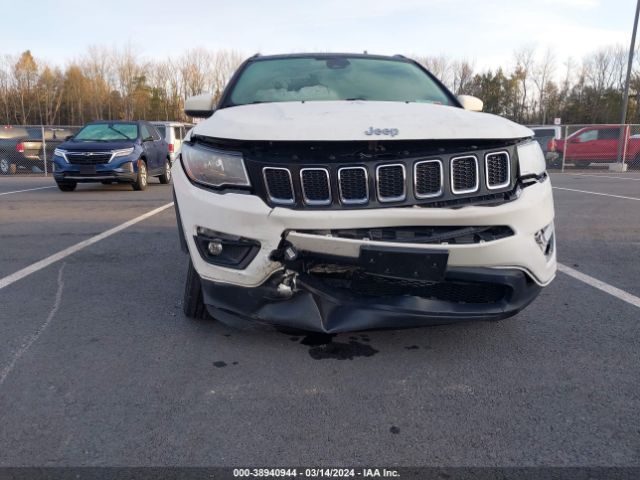 Photo 5 VIN: 3C4NJDBB2KT683396 - JEEP COMPASS 