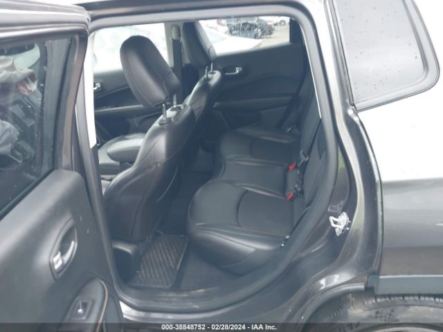 Photo 7 VIN: 3C4NJDBB2KT800720 - JEEP COMPASS 