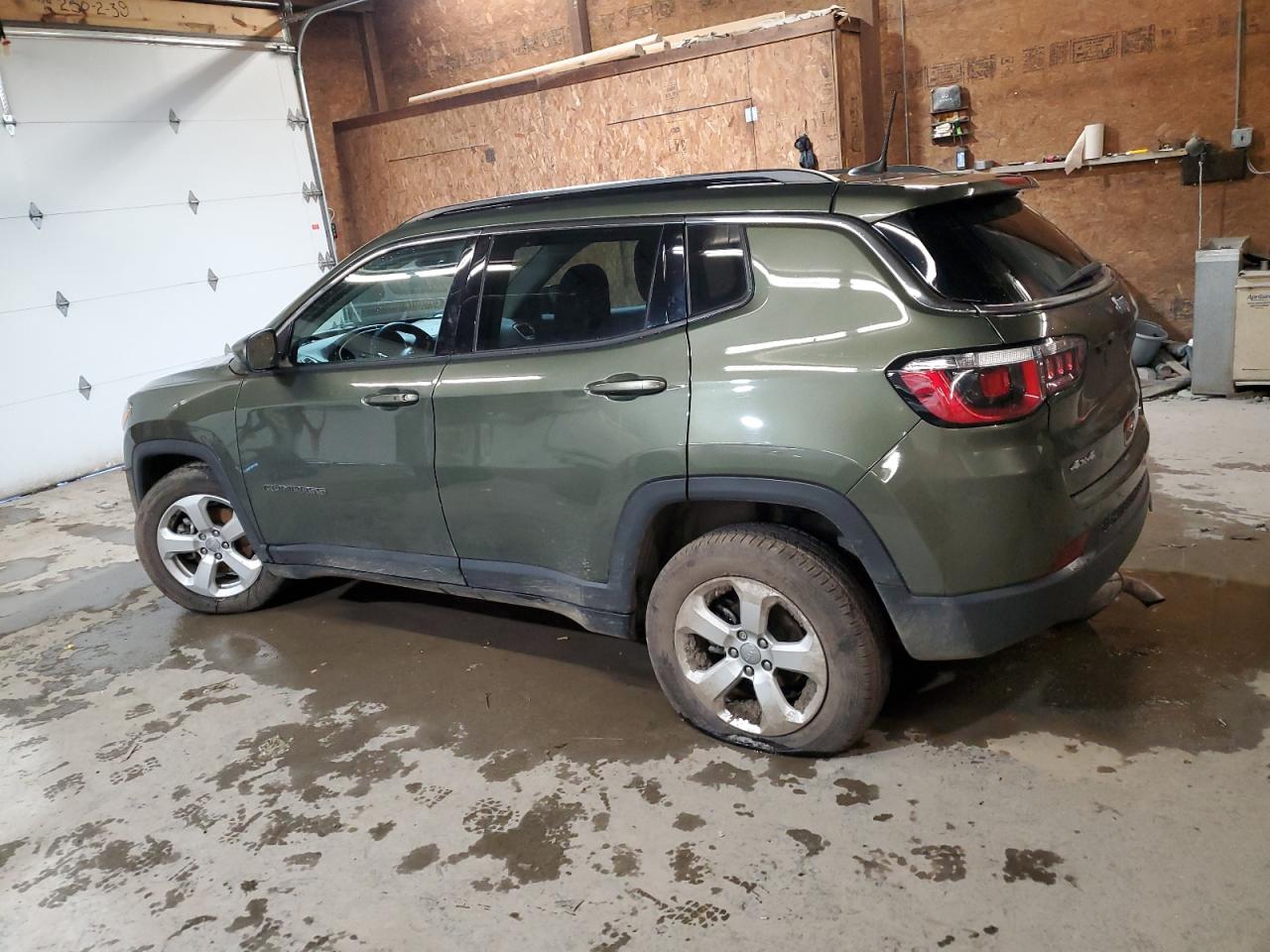 Photo 1 VIN: 3C4NJDBB2KT817985 - JEEP COMPASS 