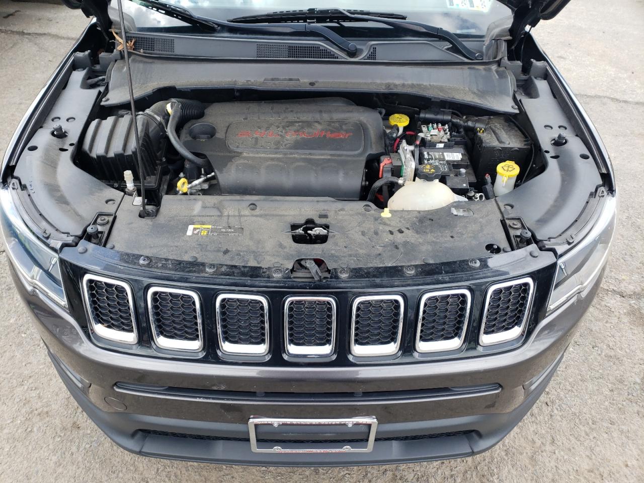 Photo 10 VIN: 3C4NJDBB2KT828145 - JEEP COMPASS 