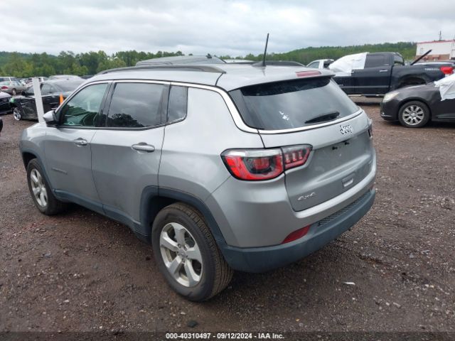 Photo 2 VIN: 3C4NJDBB2KT850453 - JEEP COMPASS 