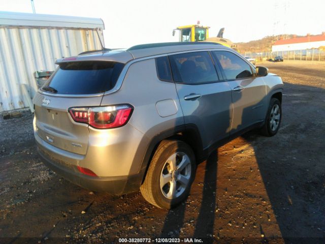 Photo 3 VIN: 3C4NJDBB2KT850551 - JEEP COMPASS 