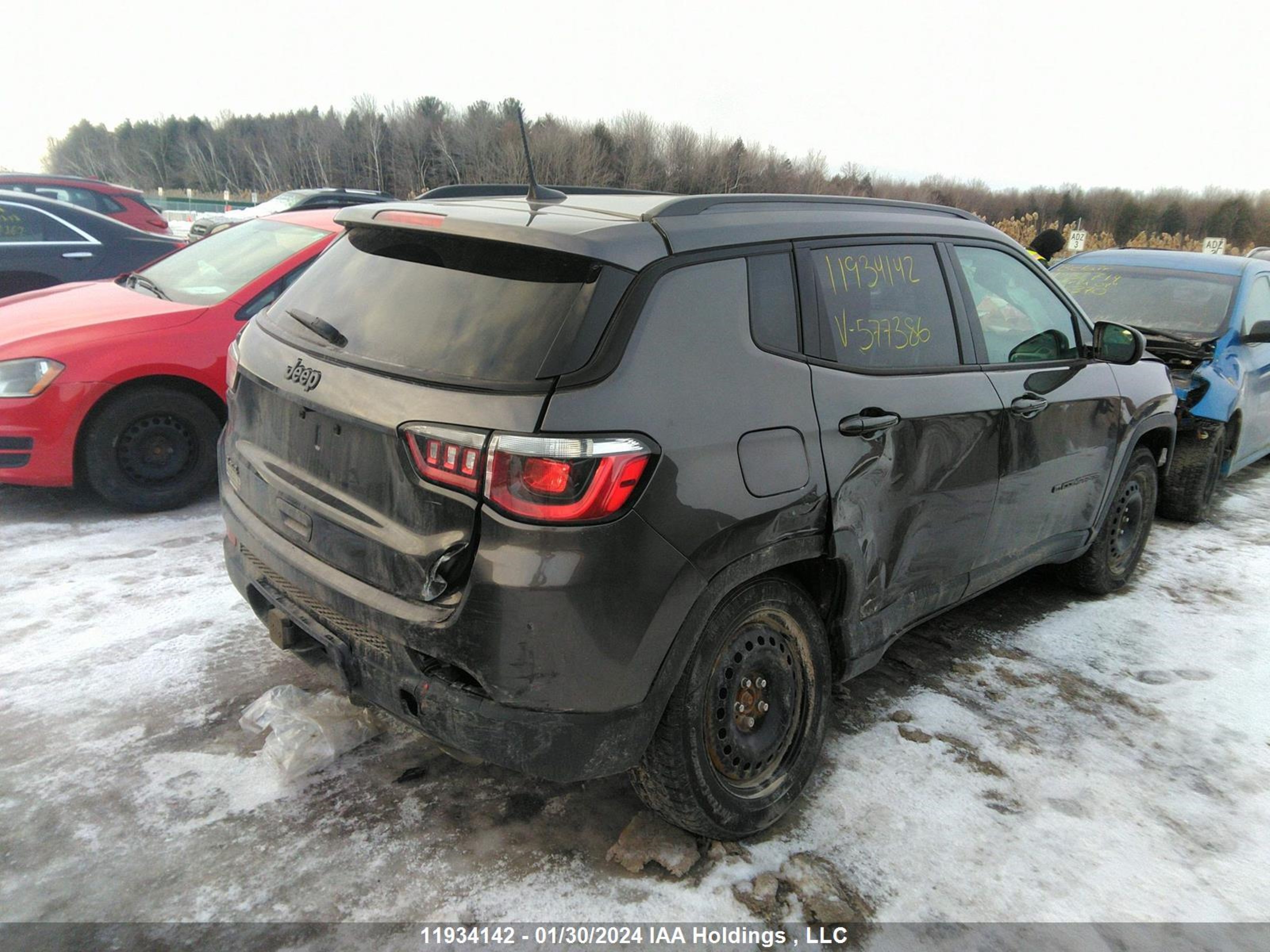 Photo 3 VIN: 3C4NJDBB2MT577386 - JEEP COMPASS 