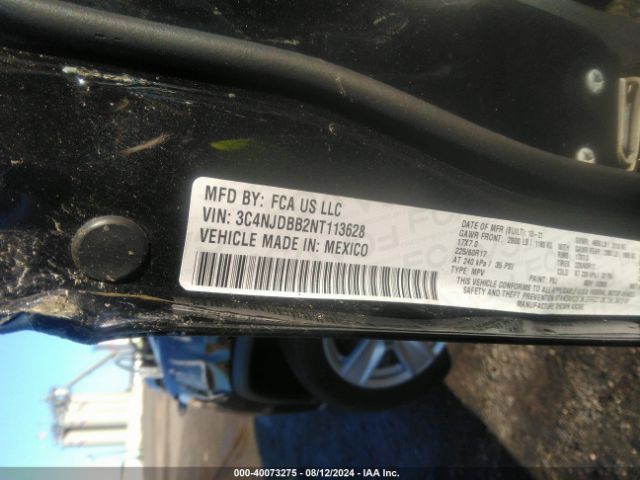 Photo 8 VIN: 3C4NJDBB2NT113628 - JEEP COMPASS 